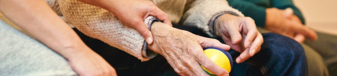 System.Collections.Generic.List`1[AFS.Common.Models.Photo] - Image 1